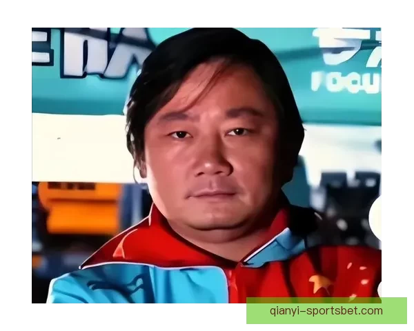 县城修车工二十年逆袭终登世界冠军之巅传奇人生故事平凡起点铸辉煌